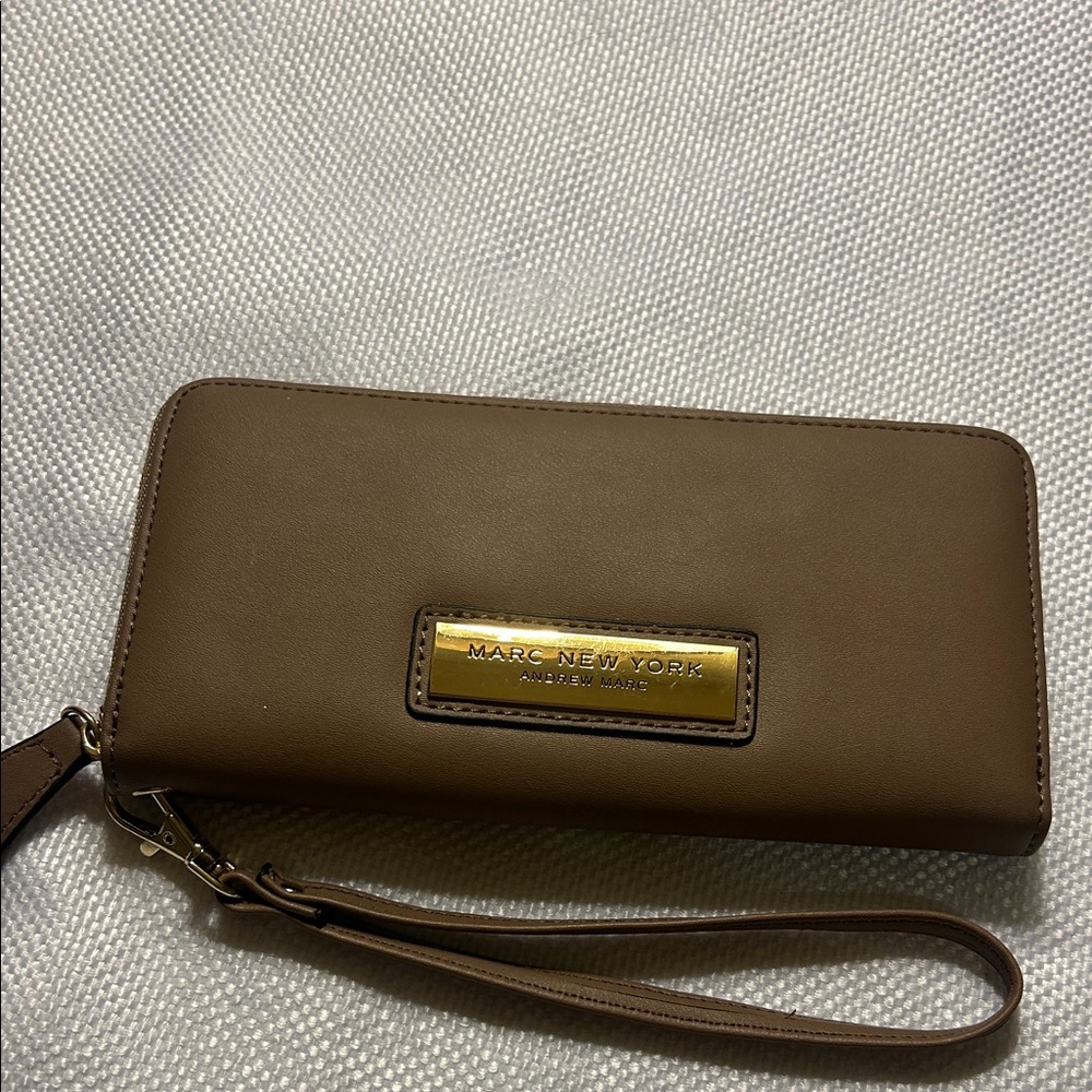 Marc New York Organized Zip Faux Leather Wallet Wristlet with Gold Detail